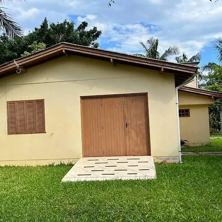 Casa Na Lagoa Do Palmital Com Acesso A Lagoa Na Propriedade E Localizada Apenas A 13 Km Da Praia De Atlantida Sul E Do Centro De Osorio Lugar Com Natureza! Wi-Fi Exterior photo