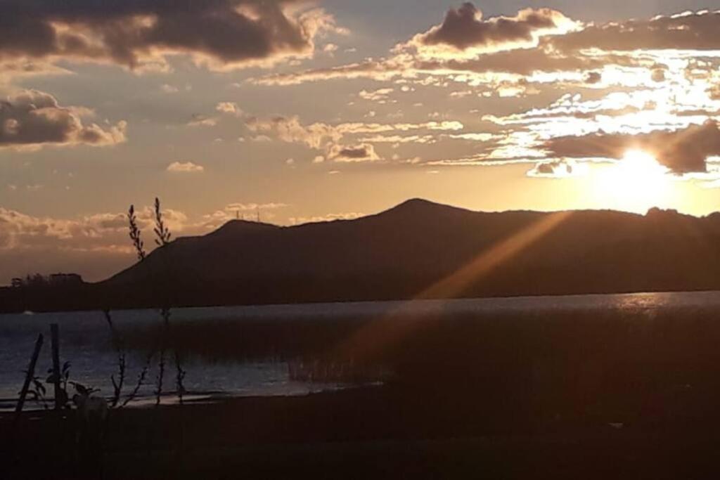 Casa Na Lagoa Do Palmital Com Acesso A Lagoa Na E Localizada Apenas A 13 Km Da De Atlantida Sul E Do Centro De Lugar Com Natureza! Wi-fi *